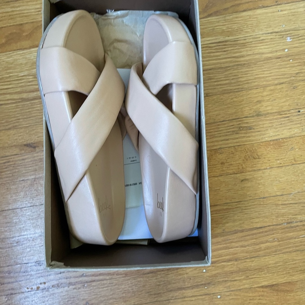 Beek by Two Birds. Rhea sandals